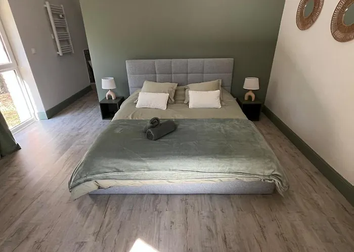 Hébergement de vacances Le Paradis 210 M2 En Pleine Nature *